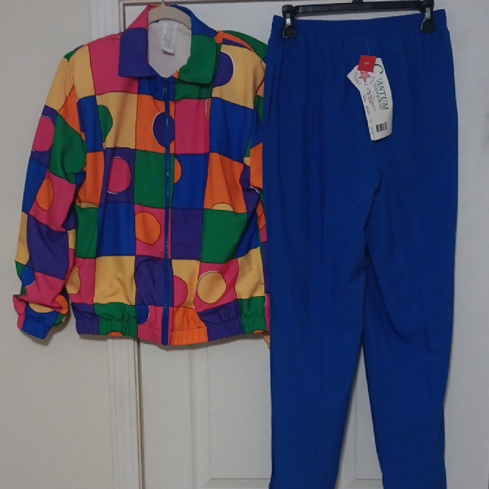 Colorful Geometric Jacket and Blue Pants Set